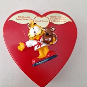 Russell Stover's Garfield‎ Valentines Box and PVC Keychain Clip-on Vintage